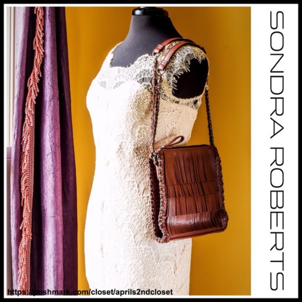 VEGAN LEATHER FRINGE SADDLE SHOULDER TOTE BAG - Picture 5 of 8